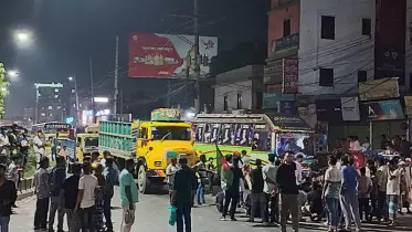 আওয়ামীলীগ নিষিদ্ধের দাবিতে সাভারে মহাসড়ক অবরোধ