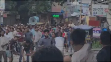 উপদেষ্টা আসিফের ভক্তদের কুমিল্লা মুরাদনগরে বিএনপি নেতা কায়কোবাদের নেতাকর্মীদের হামলা, সাংবাদিকসহ আহত ৫০