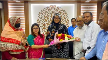 বোর্ড সেরা তাজনীন মেহেজাবীনকে সম্মাননা দিলো উপজেলা প্রশাসন