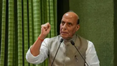 ইসলামাবাদ বারবার নয়াদিল্লিকে পারমাণবিক হামলার হুমকি দিয়েছে: রাজনাথ সিং