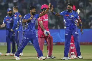 ১০০ রানে রাজস্থানকে হারিয়ে আইপিএল পয়েন্ট টেবিলের শীর্ষে মুম্বাই ইন্ডিয়ানস