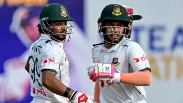 শান্ত-মুশফিকের জোড়া সেঞ্চুরিতে গল টেস্টের প্রথম দিন বাংলাদেশের