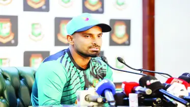 সাফল্যের খোঁজে নতুন অধিনায়ক