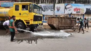 ৩০ মিনিটে কুরবানির বর্জ্য সরাবে এনসিপি, চালু হলো হটলাইন
