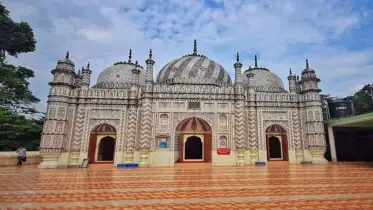নোয়াখালীর গর্ব বজরা শাহী মসজিদ, মার্বেল পাথরে গাঁথা ঐতিহাসিক নিদর্শন