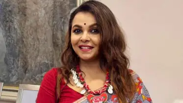 অভিনেত্রী শাওনের দেশত্যাগে নিষেধাজ্ঞা