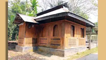 জৌলুস হারাতে বসেছে এশিয়ার একমাত্র দৃষ্টিনন্দন কাঠ মসজিদ — রাষ্ট্রীয় পদক্ষেপ জরুরি