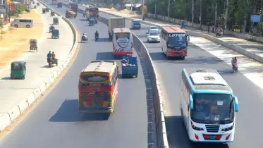 মাইক্রোবাসে অভিনব কৌশলে প্রতারণা: পুলিশ সদর দফতরের সতর্কবার্তা