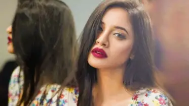 ওড়না-হিজাব পরে ঠিকমতো খেলা যায়না