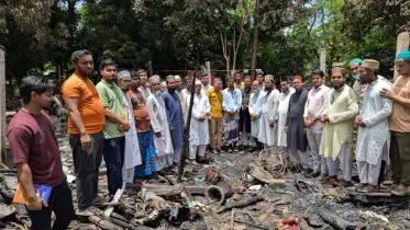রাঙ্গুনিয়ায় অগ্নিকাণ্ডে ক্ষতিগ্রস্তদের আর্থিক অনুদান ও ত্রাণসামগ্রী দিয়ে সহযোগিতায় ইসলামী ফ্রন্ট, যুবসেনা ও ছাত্রসেনা