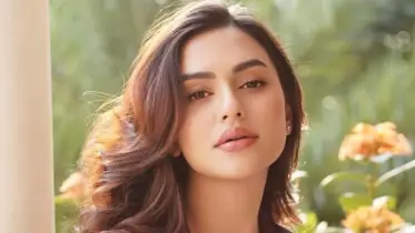 জীবনের মানে কী? জানালেন অভিনেত্রী নুসরাত ফারিয়া