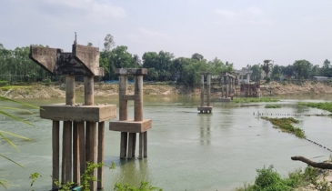 টাঙ্গাইলের বাসাইলে ঝিনাই নদীর ওপর পাঁচ বছরেও শেষ হয়নি সেতুর কাজ: লাপাত্তা ঠিকাদার