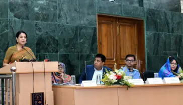 ‘ভর্তুকি মূল্যে পাটের তৈরি বাজারের ব্যাগ সরবরাহ করা হবে’: পরিবেশ উপদেষ্টা
