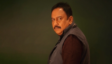 কেউ আমাকে আদর করলে কান্না পেয়ে যায়