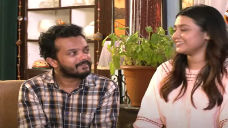 সিরিয়ালের প্রেম কি এবার বাস্তবেও? কী জানালেন অ্যালেন শুভ্র সিরিয়ালের প্রেম কি এবার বাস্তবেও? কী জানালেন অ্যালেন শুভ্র