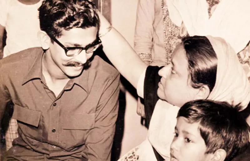 ক্রীড়া ও সাংস্কৃতিক অঙ্গনে উজ্জ্বল ক্রীড়া ও সাংস্কৃতিক অঙ্গনে উজ্জ্বল