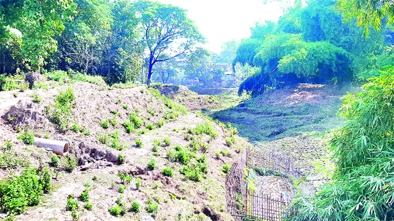 বান্দরবানের খাল খনন প্রকল্পে ব্যাপক অনিয়ম বান্দরবানের খাল খনন প্রকল্পে ব্যাপক অনিয়ম