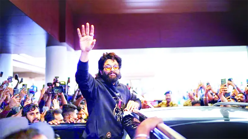 ‘পুষ্পা টু’ দেখানো নিয়ে হল মালিককে হুমকি ‘পুষ্পা টু’ দেখানো নিয়ে হল মালিককে হুমকি