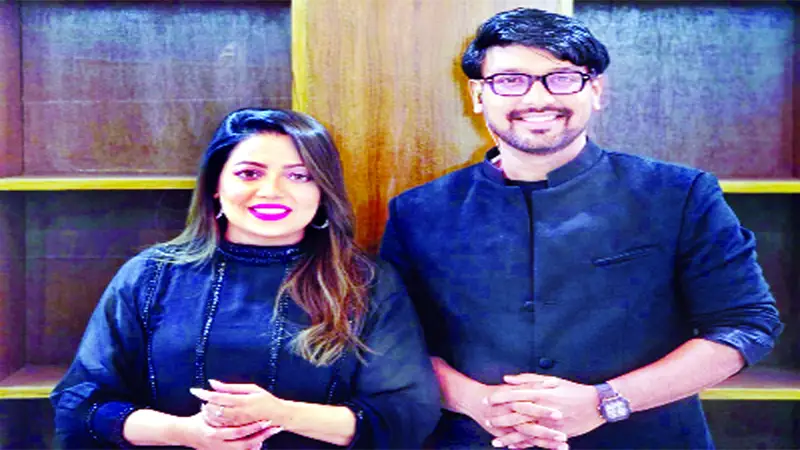 প্রথম দ্বৈত প্লেব্যাকে রাজীব-কণা প্রথম দ্বৈত প্লেব্যাকে রাজীব-কণা