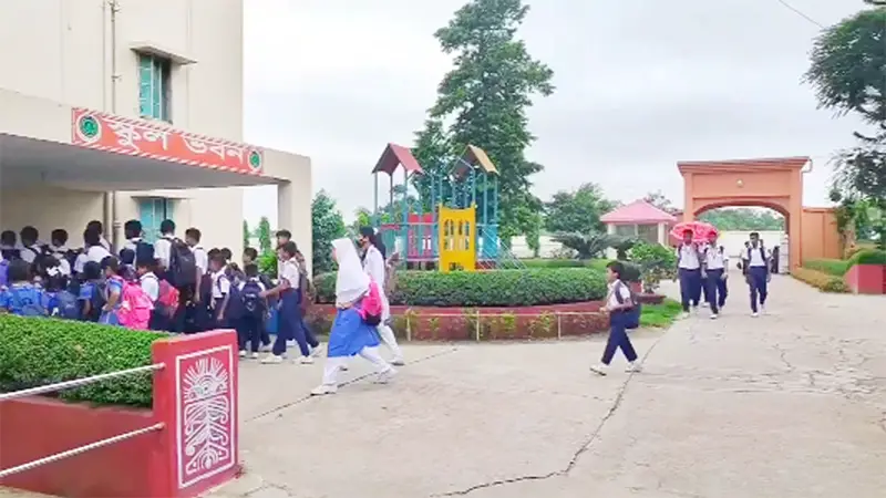ভাটিয়ারি ক্যান্টনমেন্ট স্কুল অ্যান্ড কলেজ, চট্টগ্রাম ভাটিয়ারি ক্যান্টনমেন্ট স্কুল অ্যান্ড কলেজ, চট্টগ্রাম