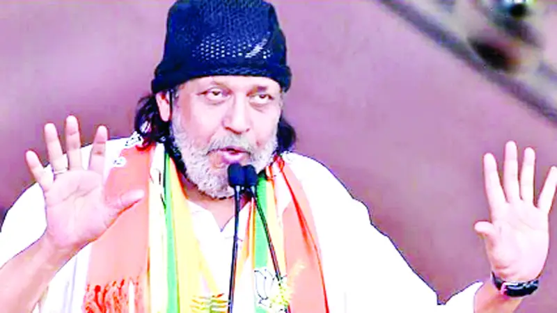 ক্ষমা না চাইলে মিঠুনকে পস্তাতে হবে ॥ গ্যাংস্টার শাহজাদ ভাট্টি ক্ষমা না চাইলে মিঠুনকে পস্তাতে হবে ॥ গ্যাংস্টার শাহজাদ ভাট্টি
