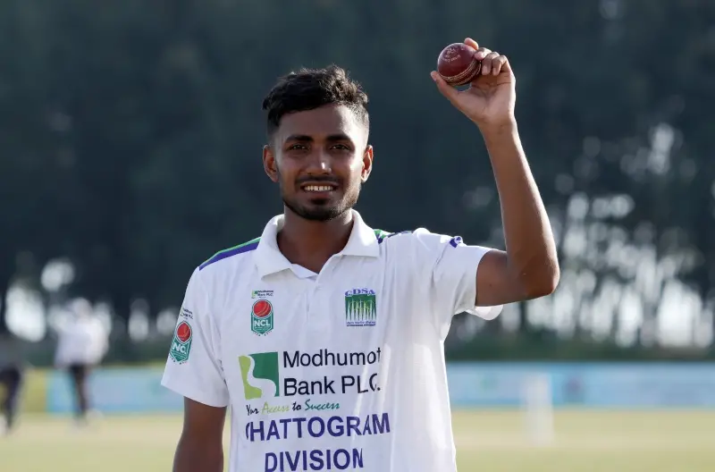 আশরাফুলের স্পিন ঝলকে চট্টগ্রামের প্রথম জয় আশরাফুলের স্পিন ঝলকে চট্টগ্রামের প্রথম জয়