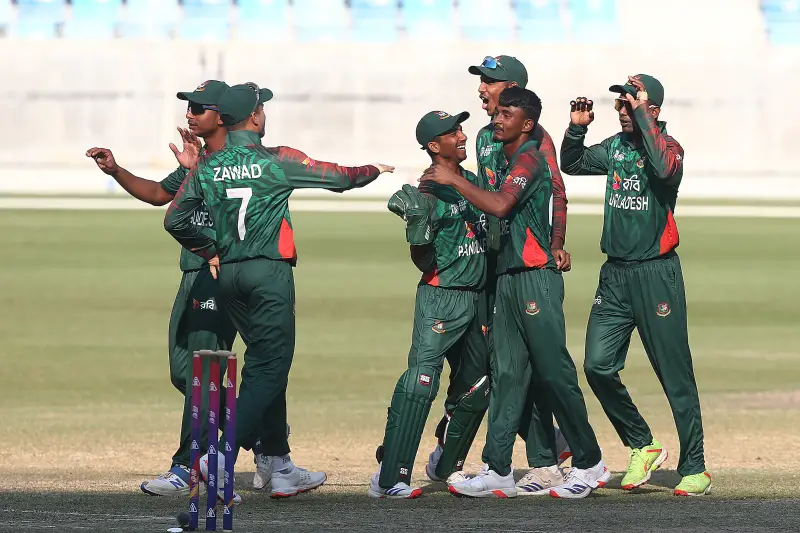 পাকিস্তানকে হারিয়ে এশিয়া কাপের ফাইনালে বাংলাদেশ পাকিস্তানকে হারিয়ে এশিয়া কাপের ফাইনালে বাংলাদেশ