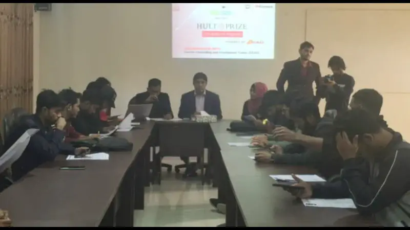 রাজশাহী বিশ্ববিদ্যালয়ে হাল্ট প্রাইজ প্রতিযোগিতা আগামী বছর রাজশাহী বিশ্ববিদ্যালয়ে হাল্ট প্রাইজ প্রতিযোগিতা আগামী বছর