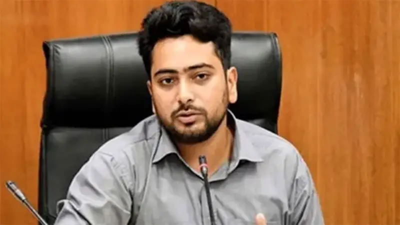 আওয়ামী লীগ-বিএনপির কথার মধ্যে কোনো পার্থক্য নেই : উপদেষ্টা নাহিদ আওয়ামী লীগ-বিএনপির কথার মধ্যে কোনো পার্থক্য নেই : উপদেষ্টা নাহিদ