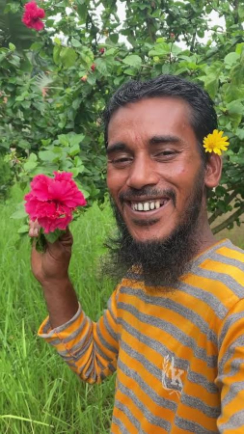 রিপন মিয়ার কামব্যাকঃ ল্যাম্বরগিনি লাগেনা, ছাই দিয়ে দাঁত মাজলেও ভিউস আসে! রিপন মিয়ার কামব্যাকঃ ল্যাম্বরগিনি লাগেনা, ছাই দিয়ে দাঁত মাজলেও ভিউস আসে!