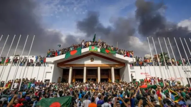 দিল্লী থেকে শেখ হাসিনার ভাষণ; পাল্টা কর্মসূচি ঘোষণা বৈষম্যবিরোধী ছাত্র আন্দোলনের দিল্লী থেকে শেখ হাসিনার ভাষণ; পাল্টা কর্মসূচি ঘোষণা বৈষম্যবিরোধী ছাত্র আন্দোলনের