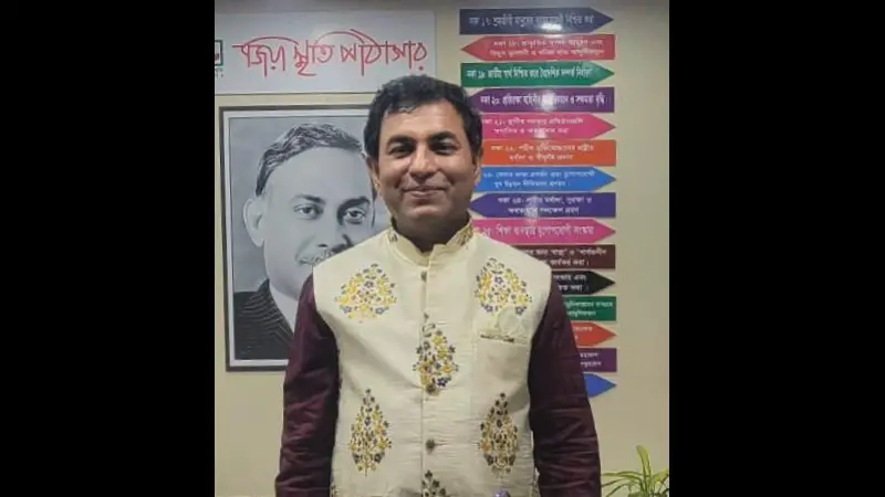 দেশ কি বদলাবে? নাকি হতাশাই আমাদের নিয়তি? দেশ কি বদলাবে? নাকি হতাশাই আমাদের নিয়তি?