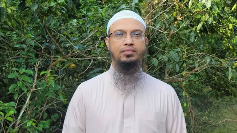 রমজানে যেভাবে দরিদ্র মানুষের পাশে দাঁড়ানোর আহ্বান জানালেন শায়খ আহমাদুল্লাহ রমজানে যেভাবে দরিদ্র মানুষের পাশে দাঁড়ানোর আহ্বান জানালেন শায়খ আহমাদুল্লাহ