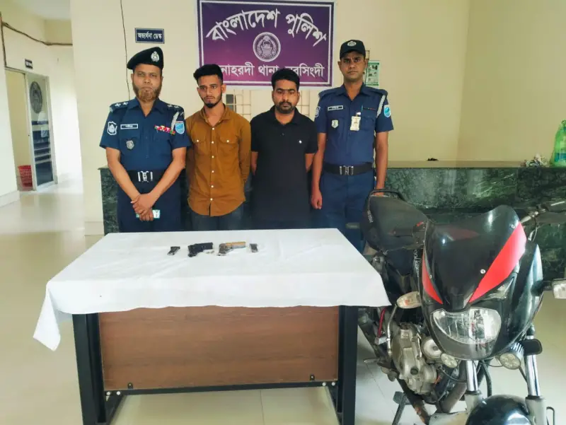 রাতে স্ত্রীর সঙ্গে ঝগড়া, সকালে মিলল যুবকের ঝুলন্ত মরদেহ রাতে স্ত্রীর সঙ্গে ঝগড়া, সকালে মিলল যুবকের ঝুলন্ত মরদেহ