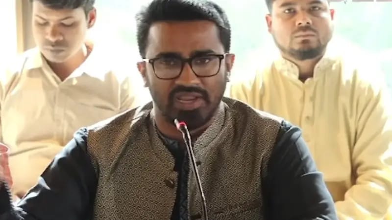 ড. ইউনূস নির্বাচন নিয়ে ‘হতে পারে’, ‘যদি’, ‘তবে’-এ ধরনের অস্পষ্ট শব্দ ব্যবহার করছেন : রাশেদ খান ড. ইউনূস নির্বাচন নিয়ে ‘হতে পারে’, ‘যদি’, ‘তবে’-এ ধরনের অস্পষ্ট শব্দ ব্যবহার করছেন : রাশেদ খান