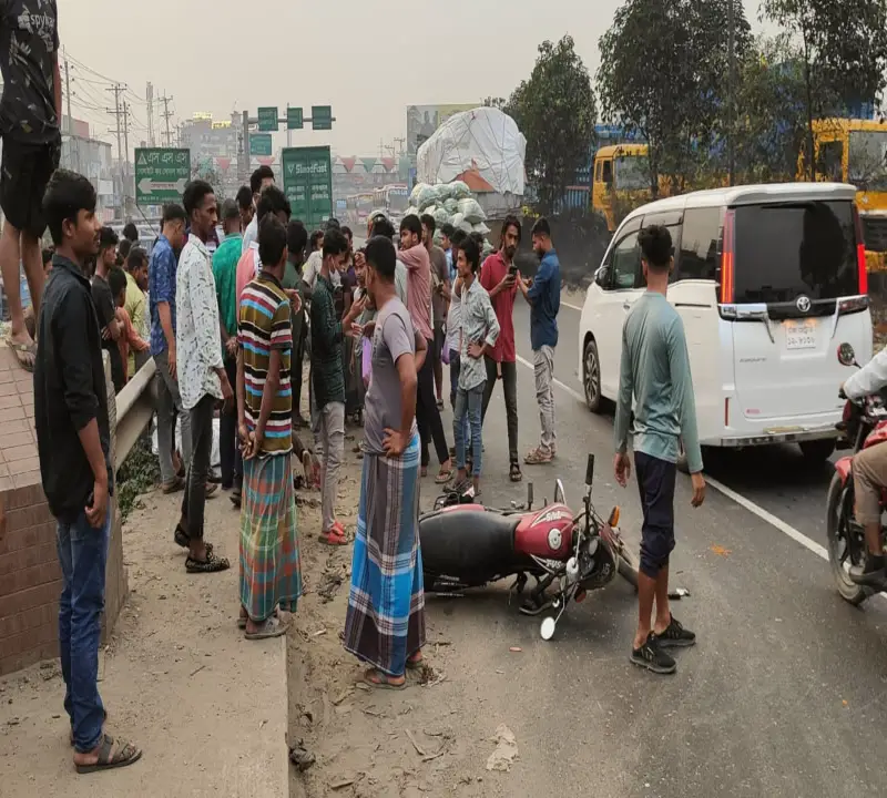 সোনারগাঁয়ে সড়ক দুর্ঘটনায় পাঠাও কর্মীর মৃত্যু সোনারগাঁয়ে সড়ক দুর্ঘটনায় পাঠাও কর্মীর মৃত্যু