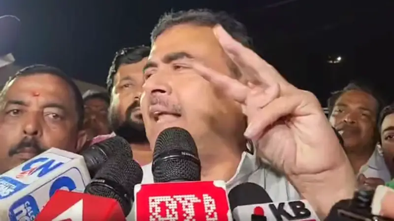 গাজাকে যেমন ইসরায়েল শেষ করেছে, আমরাও ওদের শেষ করব: বিজেপি নেতা গাজাকে যেমন ইসরায়েল শেষ করেছে, আমরাও ওদের শেষ করব: বিজেপি নেতা