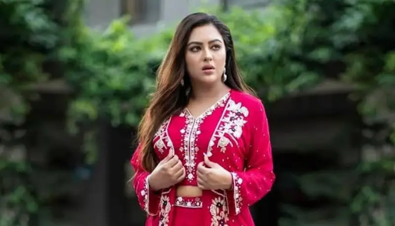 আমি তো ঝগড়া করতে পারি না ডিরেক্ট মারামারি করি: তানহা তাসনিয়া আমি তো ঝগড়া করতে পারি না ডিরেক্ট মারামারি করি: তানহা তাসনিয়া