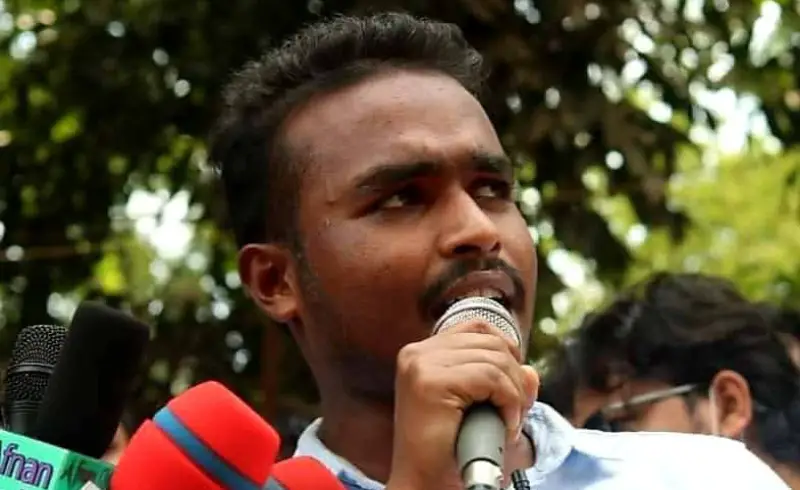 এই দেশের মানুষের ভয়-ডর সব হাসিনার সাথে দিল্লি চইলা গেছে, এনসিপি নেতার স্ট্যাটাস শেয়ার এই দেশের মানুষের ভয়-ডর সব হাসিনার সাথে দিল্লি চইলা গেছে, এনসিপি নেতার স্ট্যাটাস শেয়ার