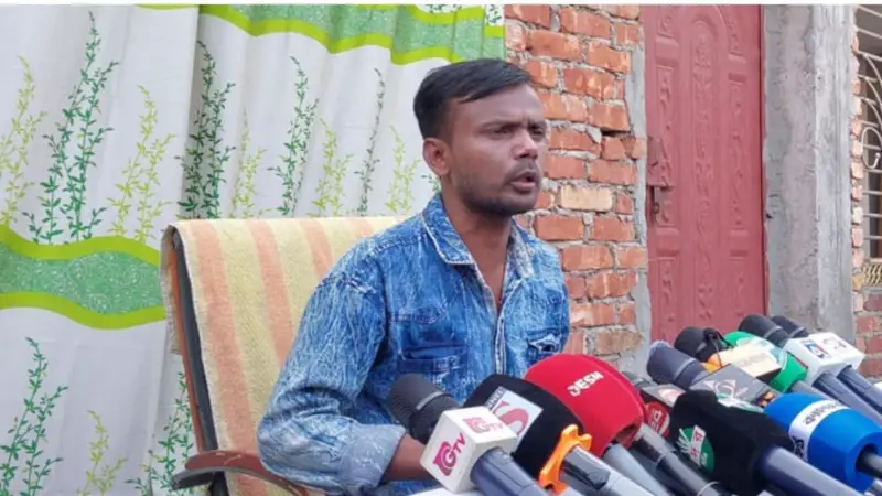 ধর্ষণ ও গর্ভপাতের অভিযোগ অস্বীকার করে পাল্টা মামলার হুঁশিয়ারি দিলেন হিরো আলম ধর্ষণ ও গর্ভপাতের অভিযোগ অস্বীকার করে পাল্টা মামলার হুঁশিয়ারি দিলেন হিরো আলম