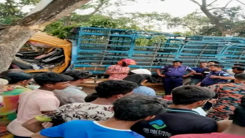 মুকসুদপুরের সড়ক দুর্ঘটনায় নিহত তিন মুকসুদপুরের সড়ক দুর্ঘটনায় নিহত তিন