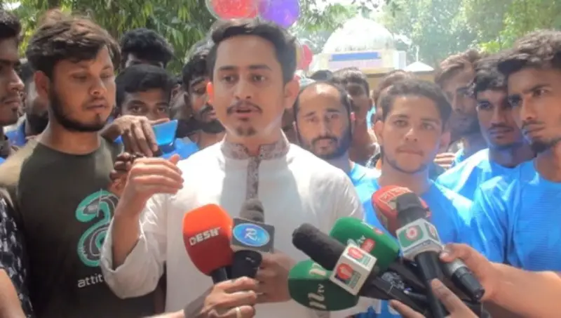 মোদির বক্তব্য ও কথায় উগ্র সাম্প্রদায়িকতার ছোঁয়া পাই: সারজিস মোদির বক্তব্য ও কথায় উগ্র সাম্প্রদায়িকতার ছোঁয়া পাই: সারজিস