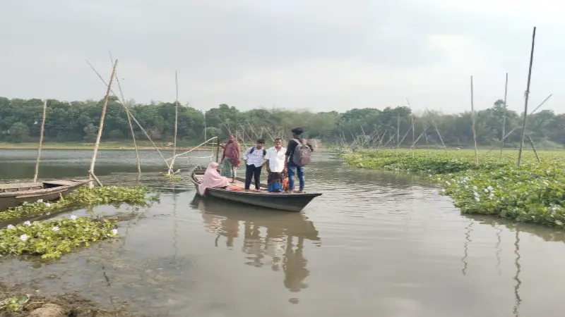স্বাধীনতা পাঁচ দশক পেরিয়ে গেলেও ভাঙ্গুরা খা পাড়া গুমানি নদীর উপর নির্মিত হয়নি একটি ব্রিজ স্বাধীনতা পাঁচ দশক পেরিয়ে গেলেও ভাঙ্গুরা খা পাড়া গুমানি নদীর উপর নির্মিত হয়নি একটি ব্রিজ
