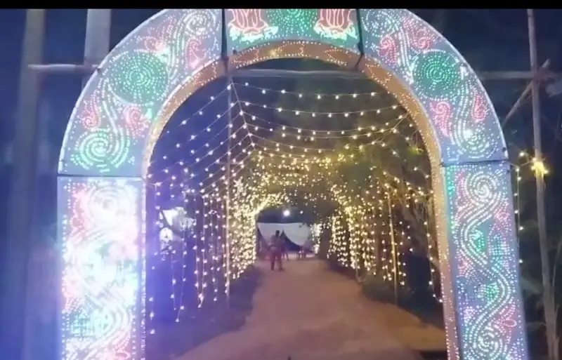 হাসপাতাল কোয়ার্টারে বিয়ের বাদ্য, শব্দে ক্ষুব্ধ রোগীরা হাসপাতাল কোয়ার্টারে বিয়ের বাদ্য, শব্দে ক্ষুব্ধ রোগীরা
