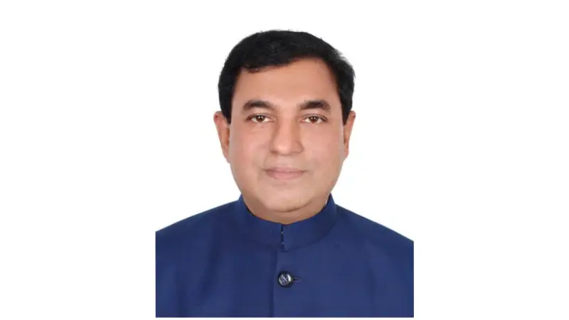 রাজনীতি নয়, জনসেবাই ব্রত — এ কে এম রেজাউল করিম রাজনীতি নয়, জনসেবাই ব্রত — এ কে এম রেজাউল করিম