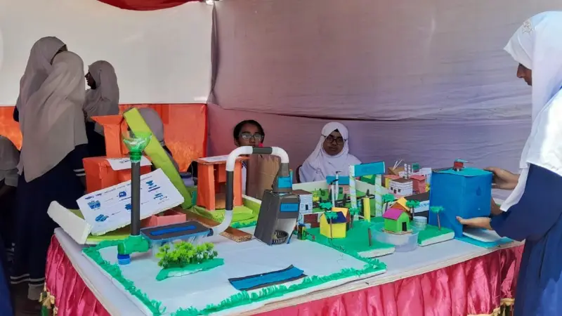লক্ষ্মীপুরে ক্ষুদে বিজ্ঞানীদের তিনদিনের বিজ্ঞান মেলা লক্ষ্মীপুরে ক্ষুদে বিজ্ঞানীদের তিনদিনের বিজ্ঞান মেলা