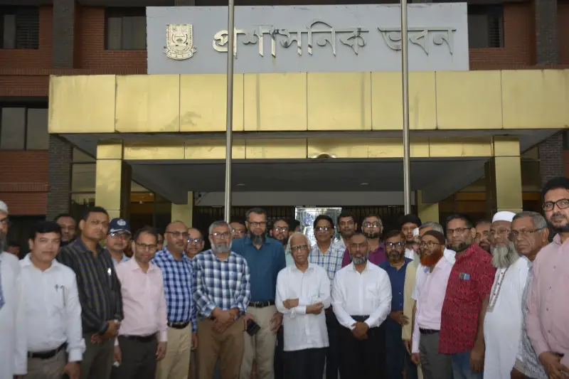 পবিপ্রবিতে পরিকল্পনা উপদেষ্টার আকস্মিক সফর, ঘুরে দেখলেন ক্যাম্পাস পবিপ্রবিতে পরিকল্পনা উপদেষ্টার আকস্মিক সফর, ঘুরে দেখলেন ক্যাম্পাস