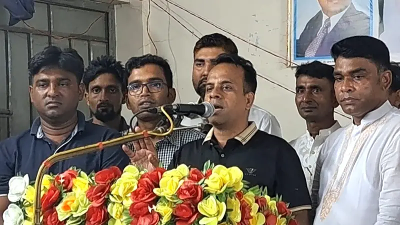 জুলাই-আগস্টের আন্দোলন তারেক রহমানের নির্দেশেই পরিচালিত হয়েছে: শফিউদ্দিন আহম্মেদ সেন্টু জুলাই-আগস্টের আন্দোলন তারেক রহমানের নির্দেশেই পরিচালিত হয়েছে: শফিউদ্দিন আহম্মেদ সেন্টু