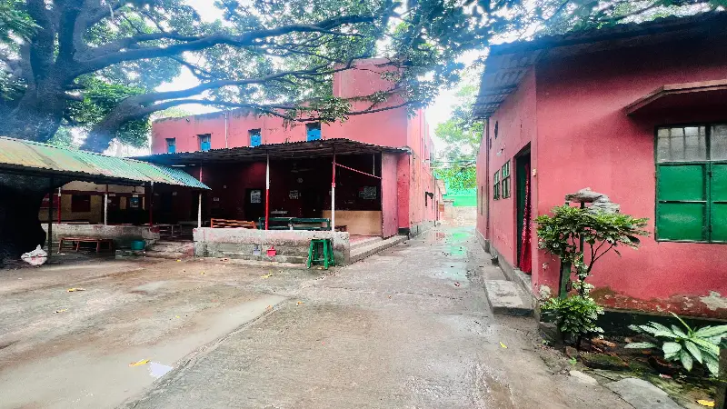 অতীতের ঐতিহ্যে গাঁথা দত্ত সাহেবের জমিদার বাড়ি – টঙ্গীর এক নীরব ইতিহাস অতীতের ঐতিহ্যে গাঁথা দত্ত সাহেবের জমিদার বাড়ি – টঙ্গীর এক নীরব ইতিহাস