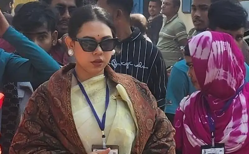 চাঁদাবাজির অভিযোগে গ্রেপ্তার আ. লীগের নেত্রী কারাগারে চাঁদাবাজির অভিযোগে গ্রেপ্তার আ. লীগের নেত্রী কারাগারে